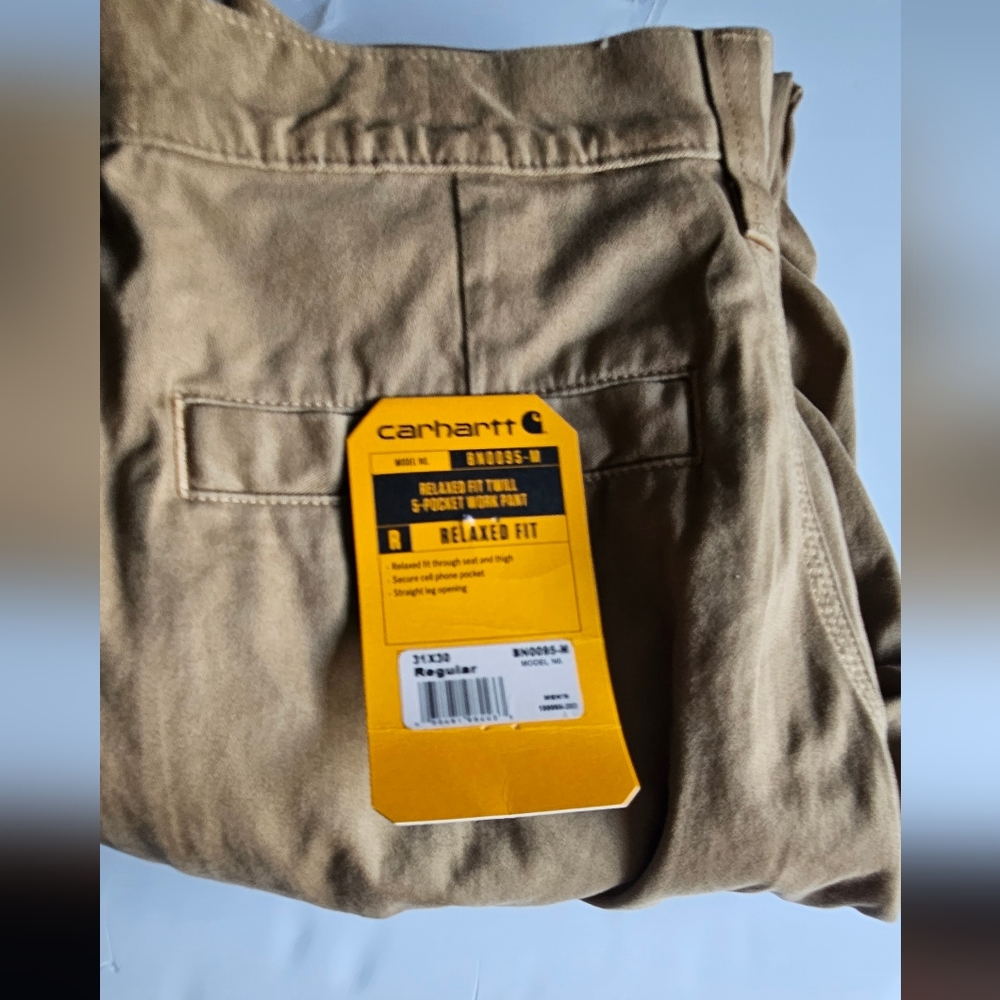 Mens Carhartt Relaxed Fit Twill 5 Pocket Work Pants. NWT.